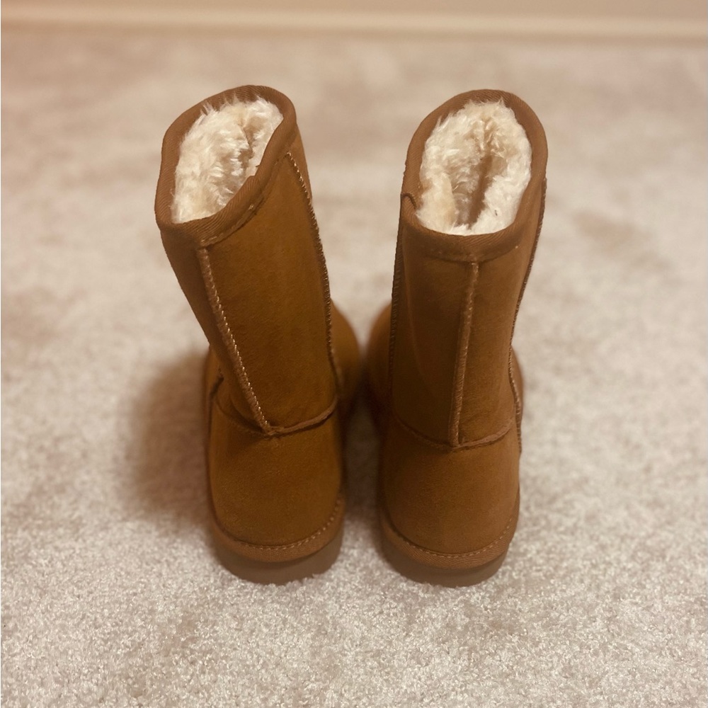 Boots! Never worn!!! - Picture 3 of 3